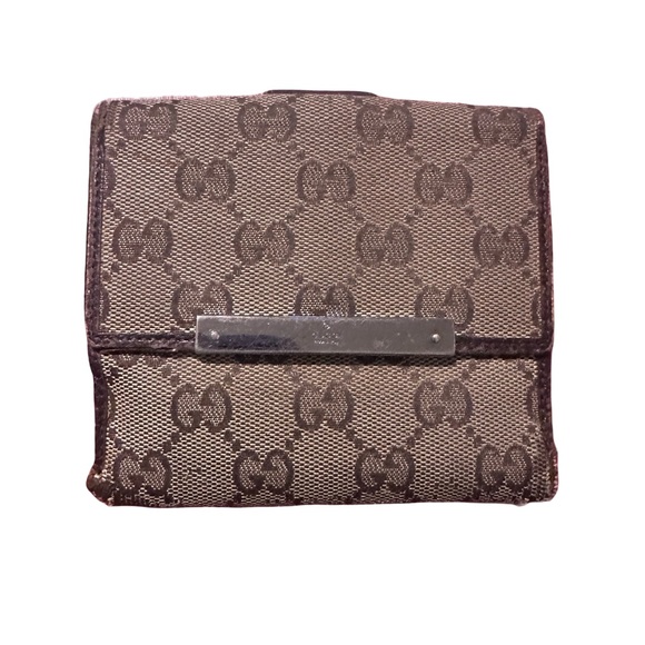 Gucci Monogram French Flap Wallet in the dark brown GG canvas and leather trim. - Picture 4 of 11